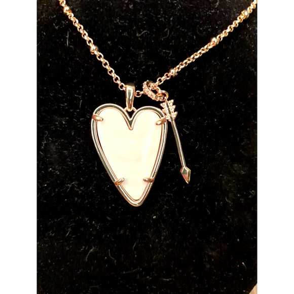Kendra Scott Ansley Arrow White Stone Heart Necklace 14K Gold Plated New Gift - Picture 1 of 7